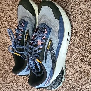 Brooks catamount 3 Blue and Black Athletic Shoes
